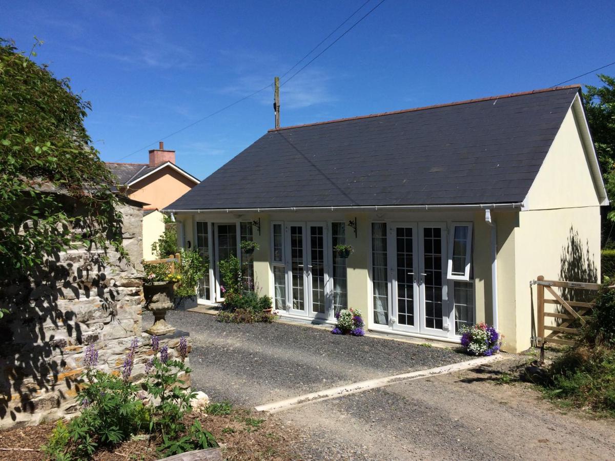The Coach House Villa Bodmin Bagian luar foto
